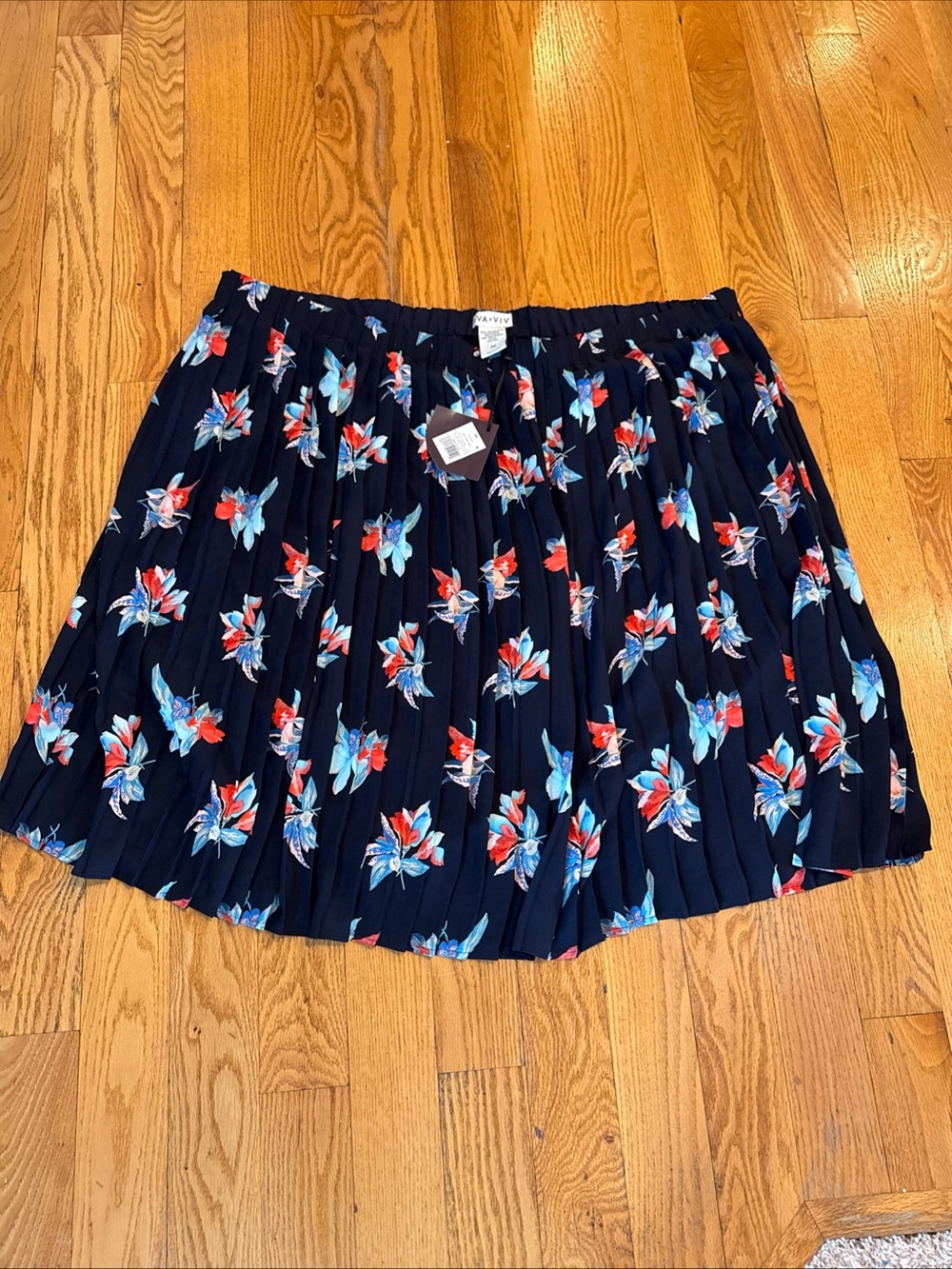 Ava & Viv Pleated Floral Navy Blue Skirt NWT Size 4X